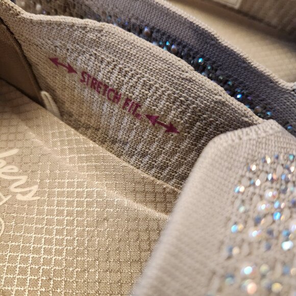 Womens Sketchers Size 7 - Picture 4 of 7